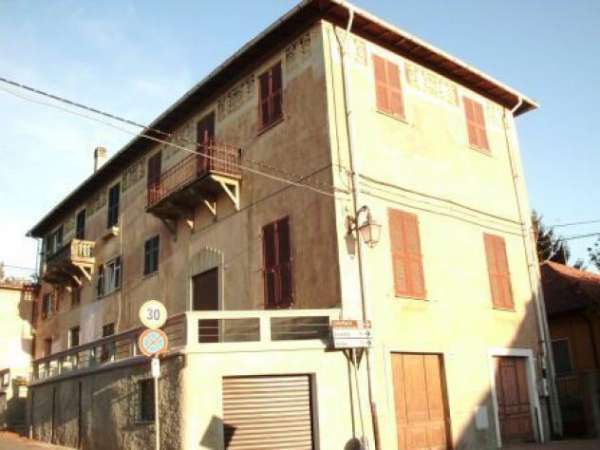 Foto Appartamento in vendita a Sassello