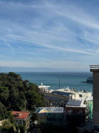 Foto Appartamento in vendita a Savona, Villetta