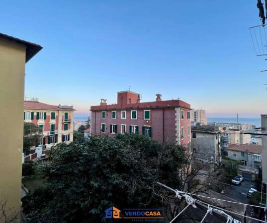 Foto Appartamento in vendita a Savona
