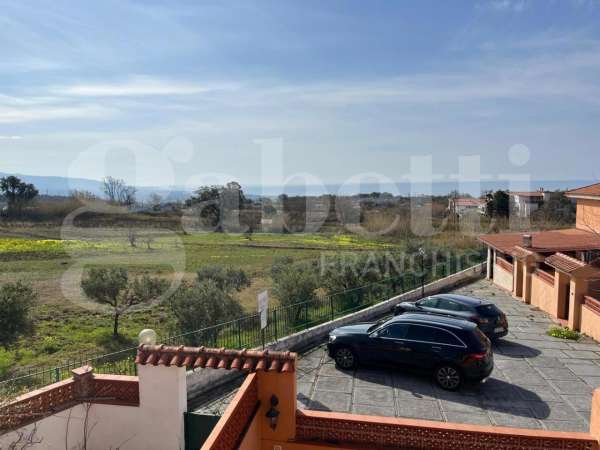 Foto Appartamento in vendita a Scalea