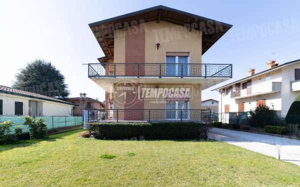 Foto Appartamento in vendita a Seriate