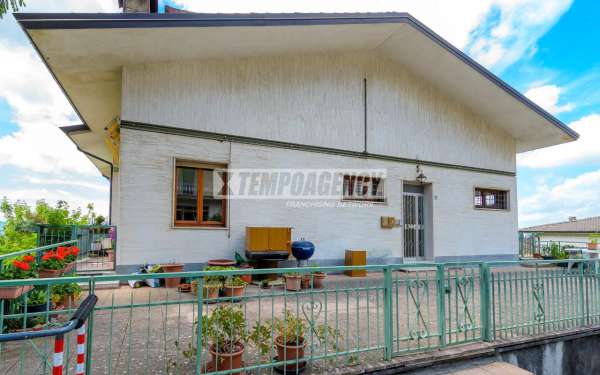 Foto Appartamento in vendita a Serramazzoni