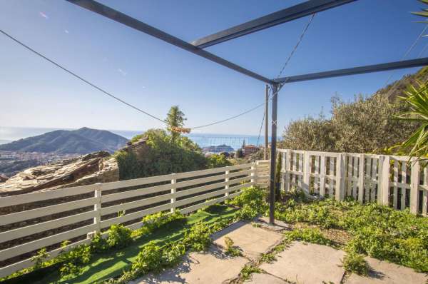 Foto Appartamento in vendita a Sestri Levante