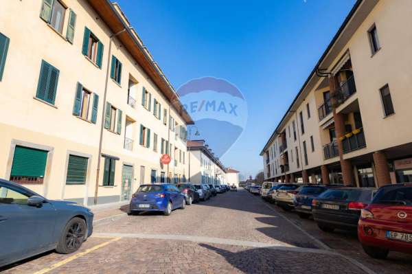 Foto Appartamento in vendita a Settimo Milanese