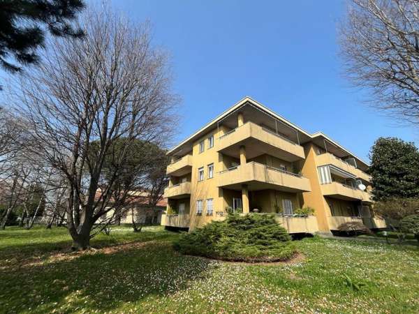 Foto Appartamento in vendita a Seveso