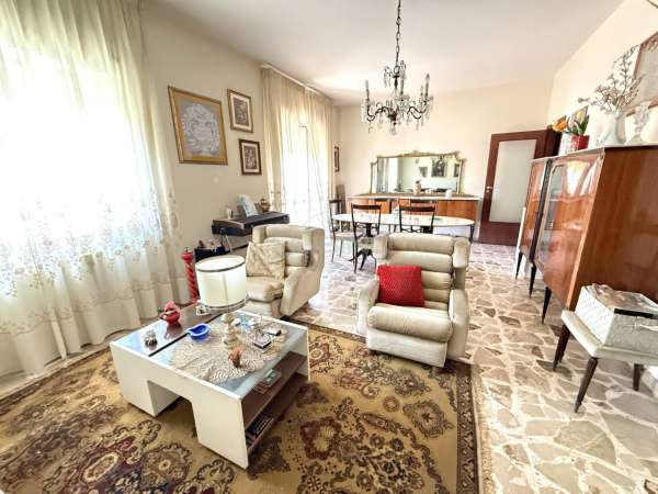 Foto Appartamento in vendita a Siracusa