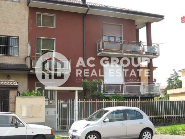 Foto Appartamento in vendita a Solaro