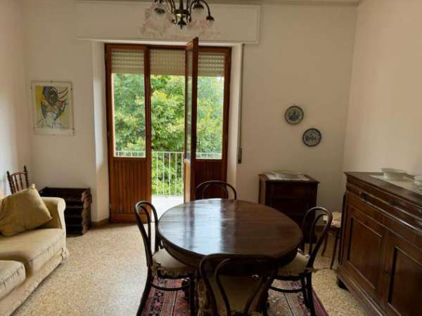 Foto Appartamento in vendita a Sovicille 92 mq  Rif: 1305969