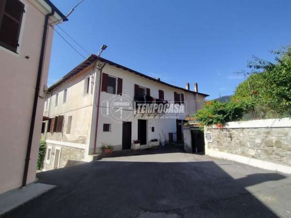 Foto Appartamento in vendita a Stellanello
