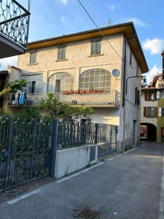 Foto Appartamento in vendita a Stezzano