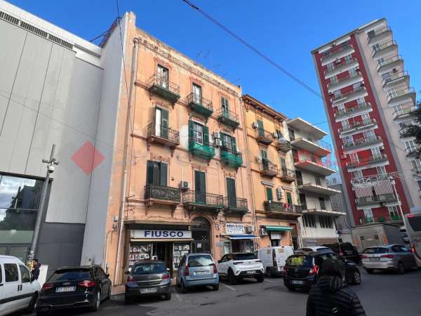 Foto Appartamento in vendita a Taranto