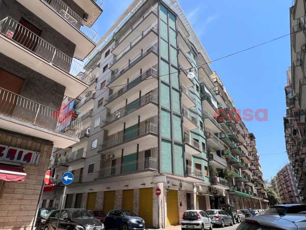 Foto Appartamento in vendita a Taranto