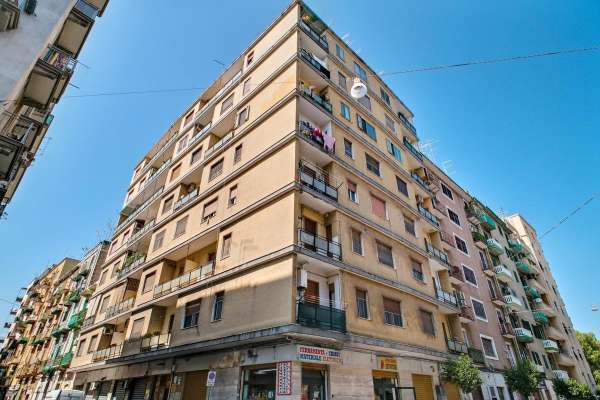Foto Appartamento in vendita a Taranto