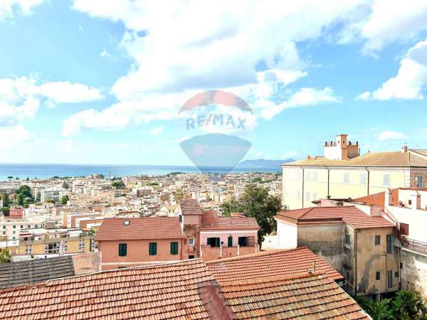 Foto Appartamento in vendita a Terracina