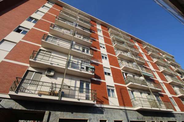 Foto Appartamento in vendita a Torino