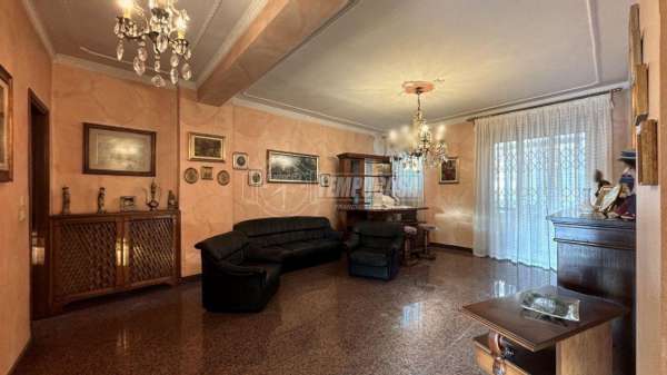 Foto Appartamento in vendita a Torino