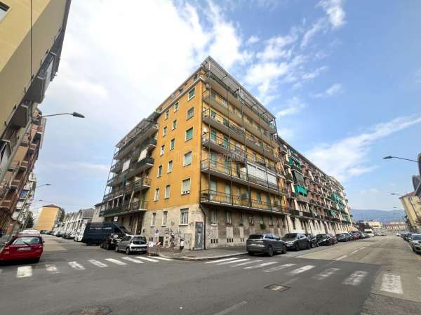 Foto Appartamento in vendita a Torino