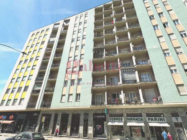 Foto Appartamento in vendita a Torino