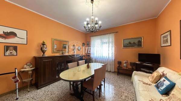 Foto Appartamento in vendita a Torino