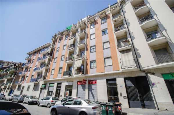 Foto Appartamento in vendita a Torino