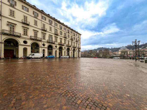 Foto Appartamento in vendita a Torino