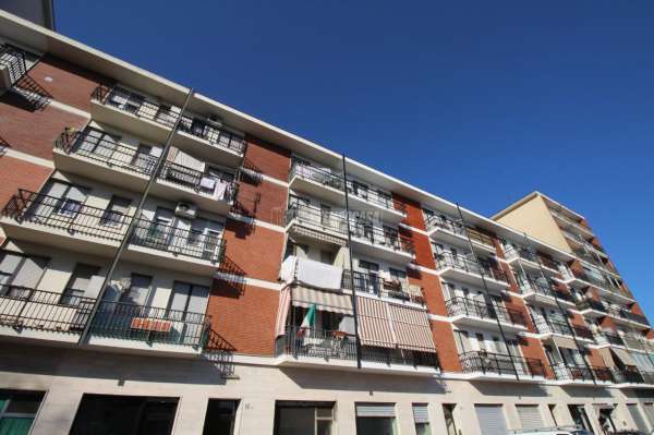 Foto Appartamento in vendita a Torino