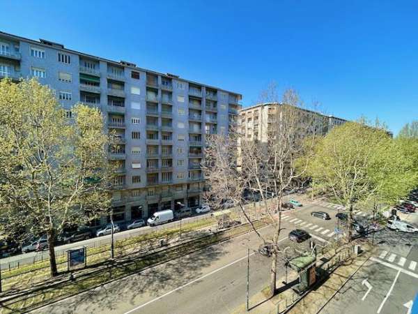 Foto Appartamento in vendita a Torino