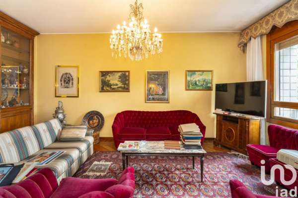 Foto Appartamento in vendita a Torino