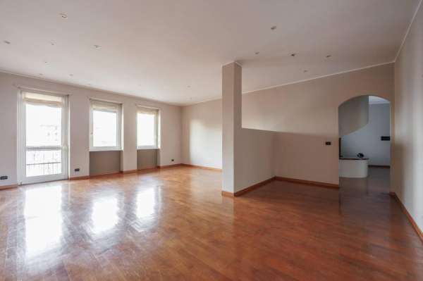 Foto Appartamento in vendita a Torino