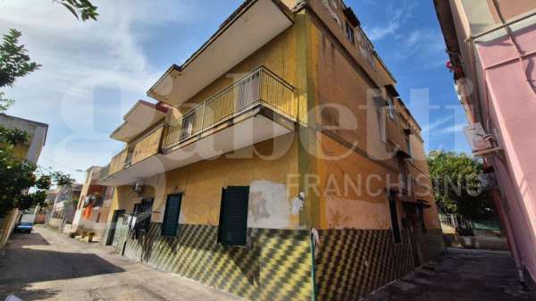 Foto Appartamento in vendita a Torre Annunziata