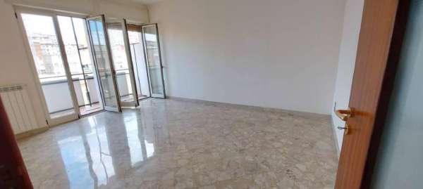 Foto Appartamento in vendita a Torre Annunziata