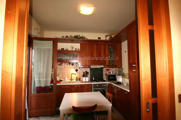 Foto Appartamento in vendita a Torrita Di Siena