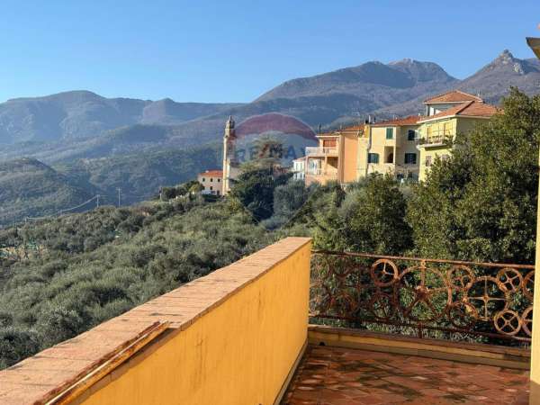 Foto Appartamento in vendita a Tovo San Giacomo