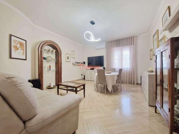 Foto Appartamento in vendita a Trani