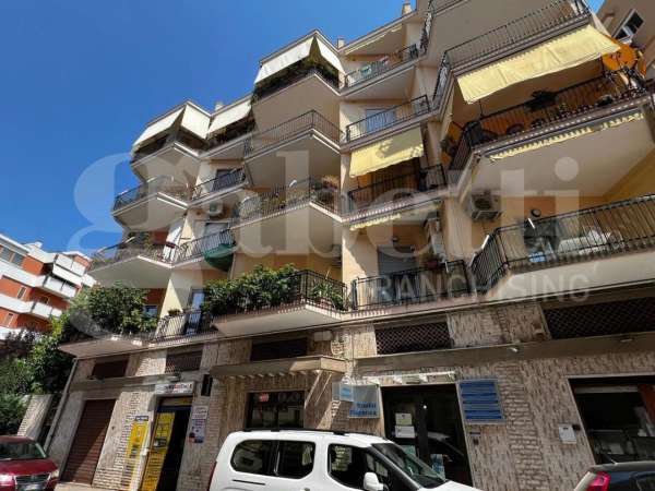 Foto Appartamento in vendita a Trani