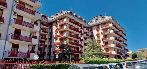 Foto Appartamento in vendita a Tremestieri Etneo
