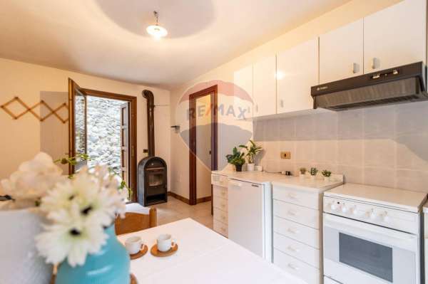 Foto Appartamento in vendita a Val Masino