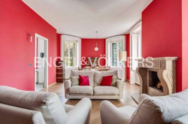 Foto Appartamento in vendita a Varese - 3 locali 170mq