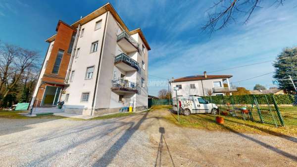 Foto Appartamento in vendita a Vedano Olona