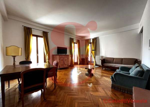Foto Appartamento in vendita a Venezia