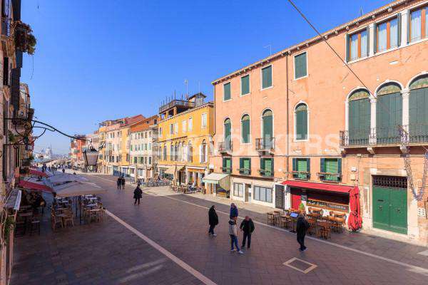 Foto Appartamento in vendita a Venezia