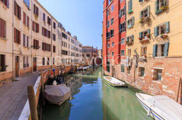 Foto Appartamento in vendita a Venezia