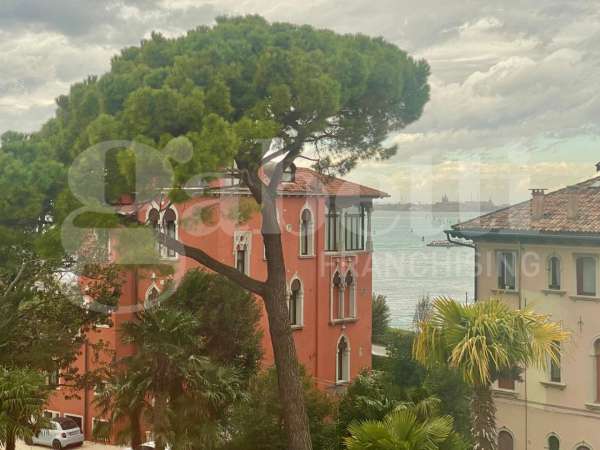 Foto Appartamento in vendita a Venezia