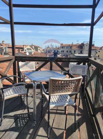 Foto Appartamento in vendita a Venezia