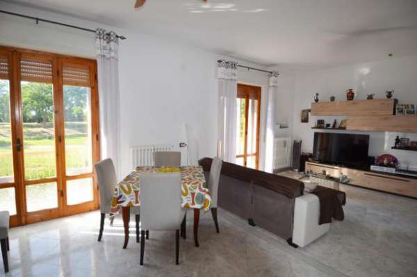Foto Appartamento in vendita a Venturina - Campiglia Marittima 110 mq  Rif: 1322565