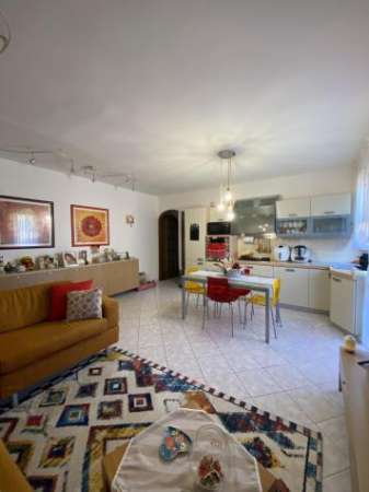 Foto Appartamento in vendita a Venturina - Campiglia Marittima 93 mq  Rif: 1290928