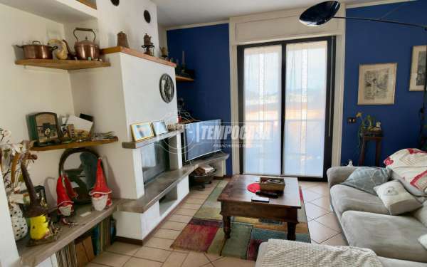 Foto Appartamento in vendita a Verbania