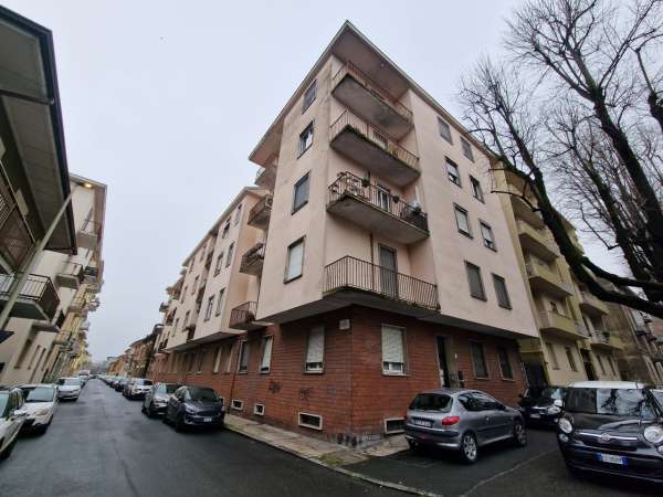 Foto Appartamento in vendita a Vercelli