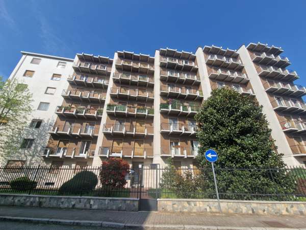 Foto Appartamento in vendita a Vercelli