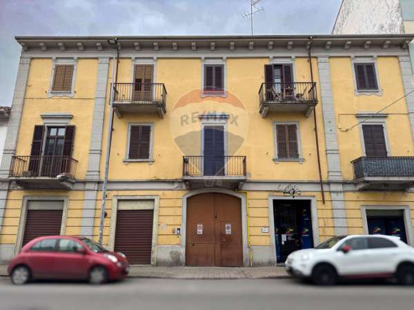 Foto Appartamento in vendita a Vercelli